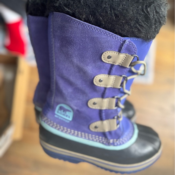 SOREL Youth Joan Of Arctic boots size 4 kids - Picture 3 of 7